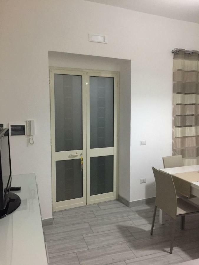 Apartamento Alloggio Tulipano Acerra Exterior foto